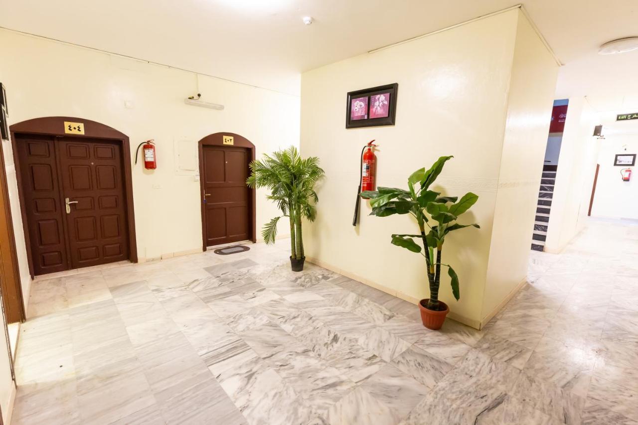 Al Eairy Furnished Apartments - Al Bahah 4 Exterior foto