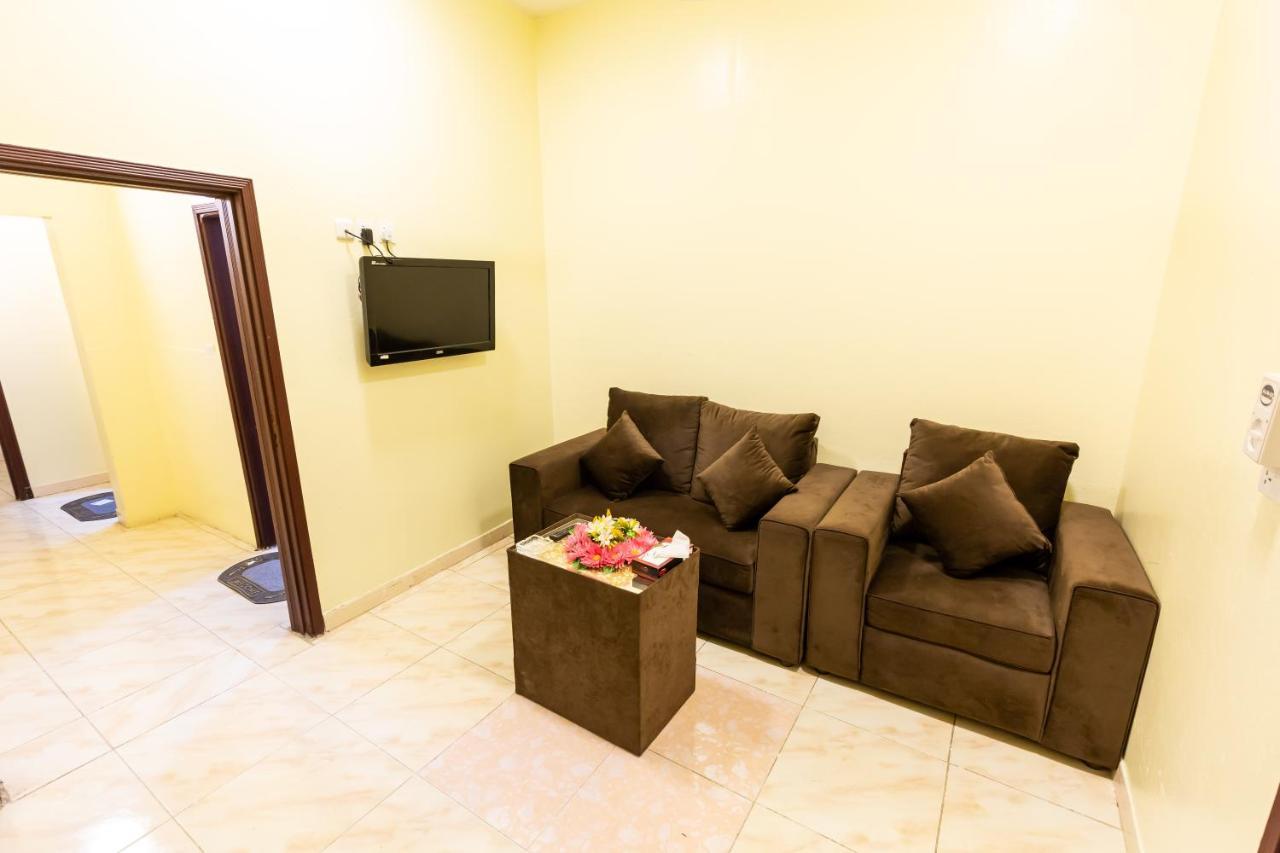Al Eairy Furnished Apartments - Al Bahah 4 Exterior foto